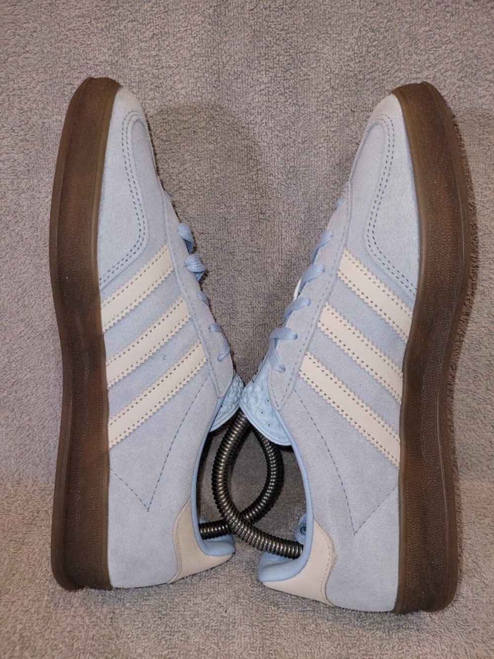 Adidas Gazelle Women's Size 7 Sky Blue White Tan Gum Sneakers JI2717 (#2471) - Picture 12 of 16
